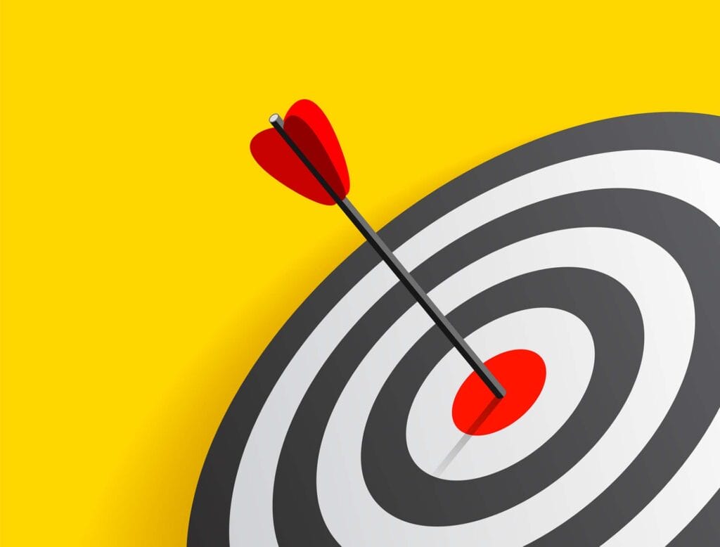 image of a bullseye with an arrow in the center